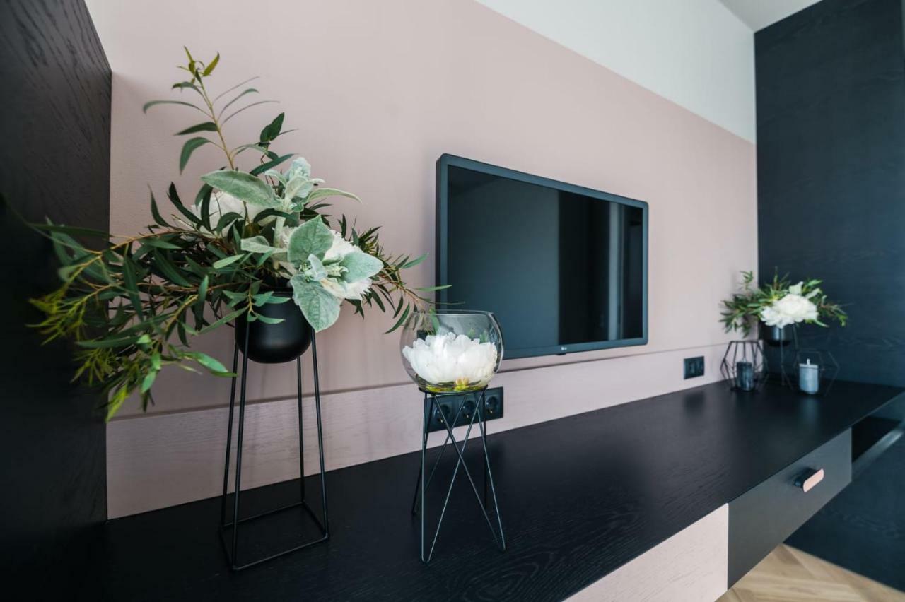 Maestro Design Hotel Liepaja Ngoại thất bức ảnh
