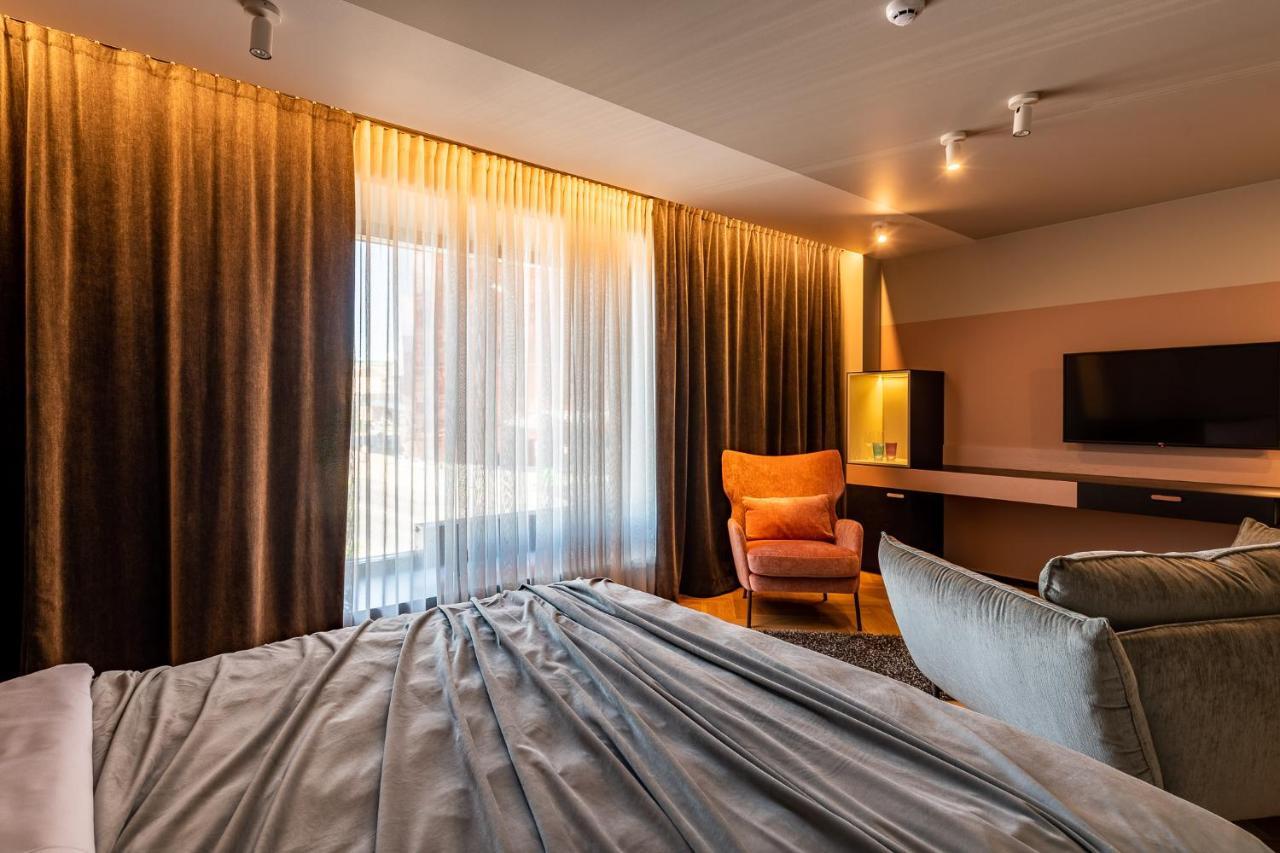 Maestro Design Hotel Liepaja Ngoại thất bức ảnh